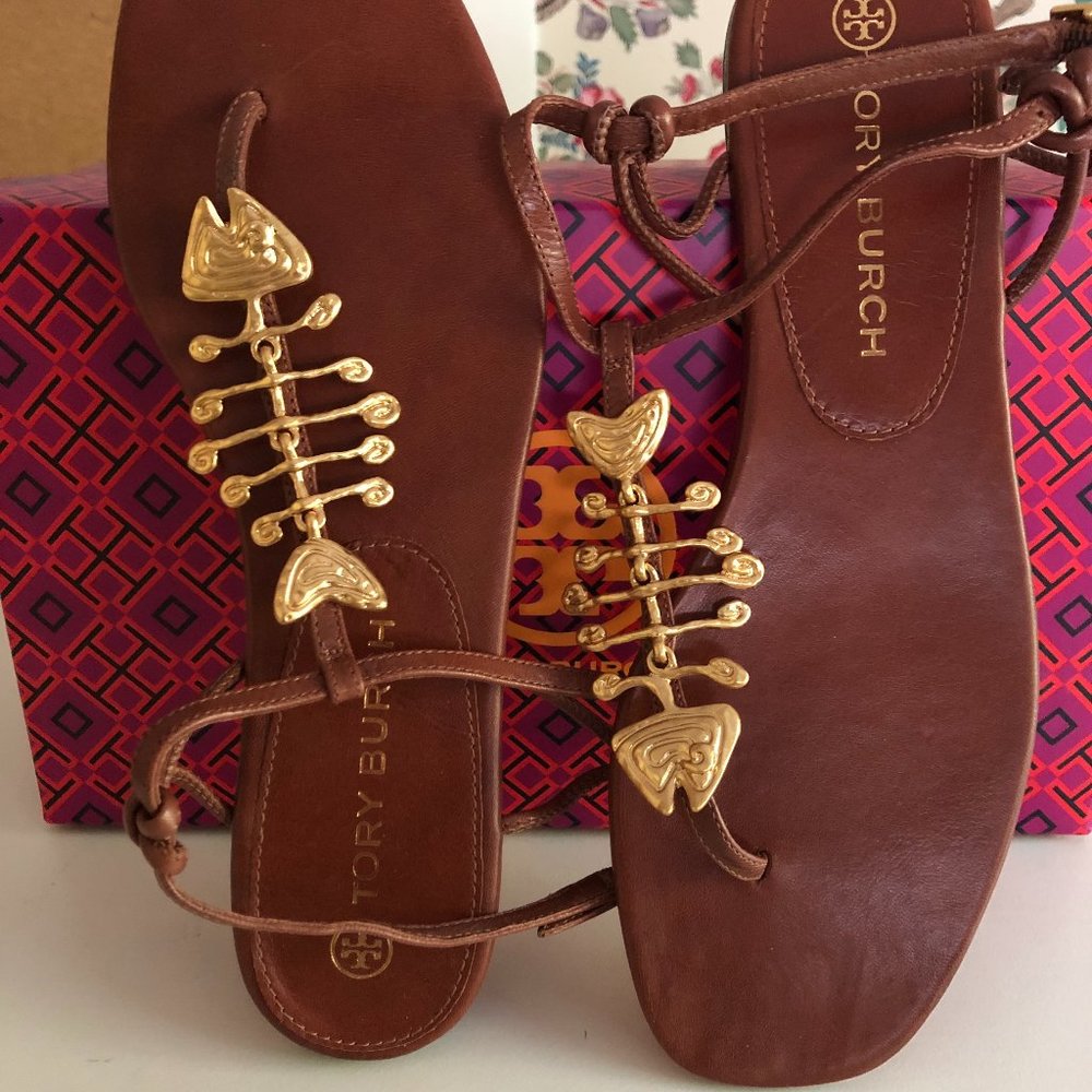 Tory Burch Capri Fish Sandals Light Pecan Size 9